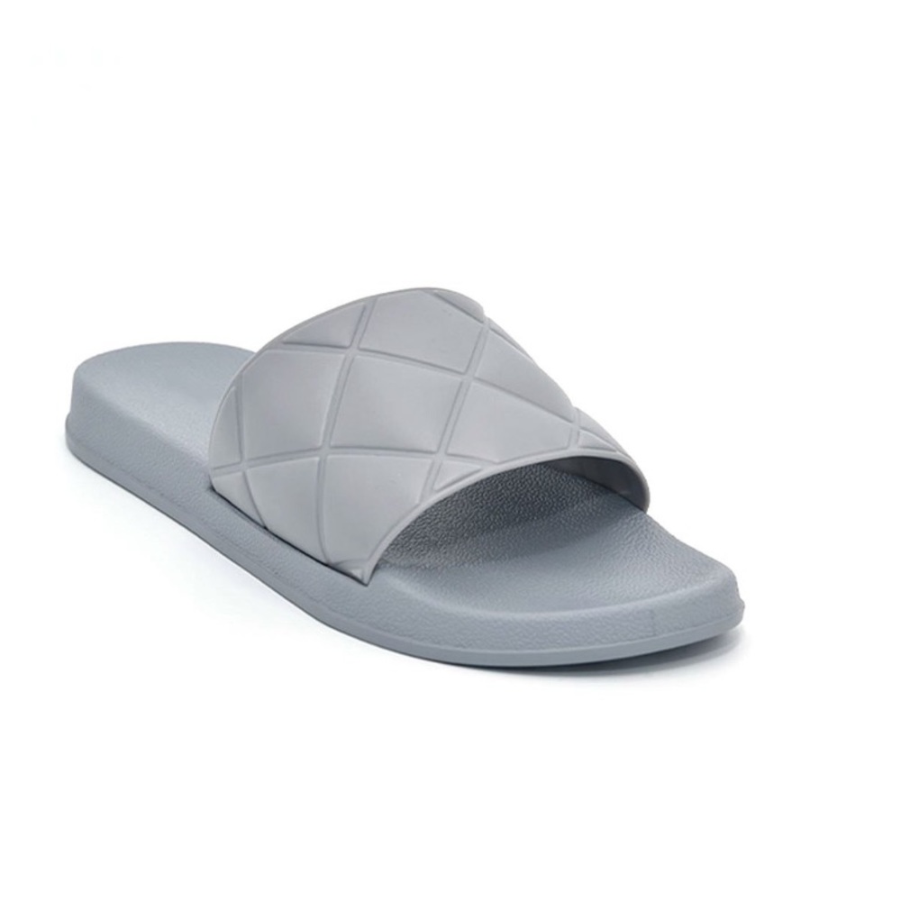J/Slides Gray Quilted Fabio Slide Sandals Women’s Size 6 Medium NEW in Bag